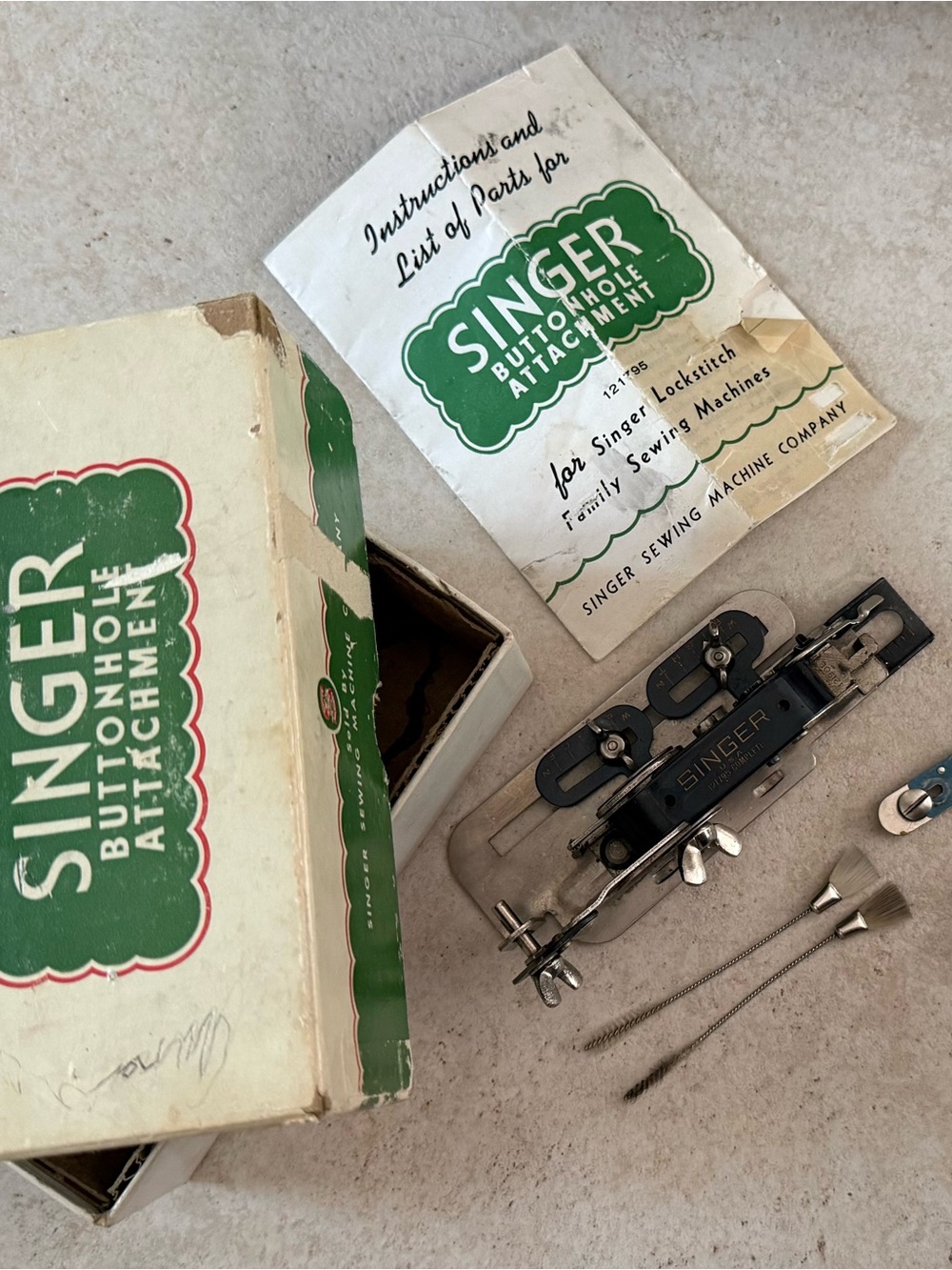 Singer Buttonhole Attachment with Original Box